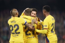 Messi lập hat-trick kiến tạo trong chiến thắng nhọc nhằn của Barca