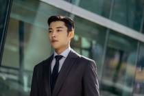 Woo Do Hwan: Cận vệ đẹp trai như tượng tạc của Lee Min Ho trong Quân vương bất diệt