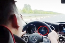 Truy tìm tài xế Mercedes chạy 234 km/h trên cao tốc