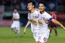 Công Phượng được yêu thích hơn huyền thoại bóng đá Thái Lan