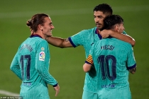 Barca đè bẹp Villarreal, tiếp tục bám đuổi Real Madrid