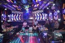 Thừa Thiên Huế: Tạm dừng hoạt động karaoke, quán bar, rạp chiếu phim… từ 0h ngày 30/7