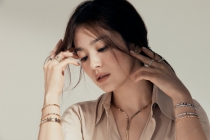 Song Hye Kyo nói chuyện tình yêu sau tin đồn hẹn hò với Huyn Bin