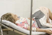 Thái Trinh nhập viện vì ngộ độc sau khi ăn sáng ở một resort 5 sao