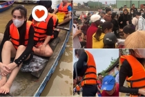 Những hình ảnh xúc động nhất trong chuyến cứu trợ miền Trung của Thủy Tiên