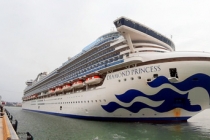 Tàu Diamond Princess từng cập cảng ở Huế nhưng 61 du khách bị nhiễm virus corona không xuống tàu