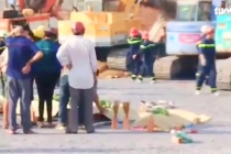 Video: Sập tường ở Khu công nghiệp Giang Điền, Đồng Nai, nhiều người bị chôn vùi
