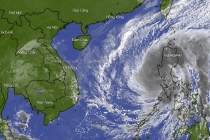 Tin bão mới nhất 12/11: Bão Vamco giật cấp 15, tiến gần Biển Đông