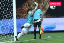 Đặng Văn Lâm cản phá penalty xuất thần, giúp Muangthong Utd vào chung kết LEO Cup 2020