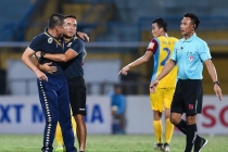 Trọng tài Vũ Phúc Hoan và những lần 'dính phốt' khiến bóng đá Việt xấu hổ