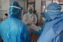 Nữ du học sinh dương tính SARS-CoV-2 khi đến Pháp, Hà Nội cách ly 12 trường hợp