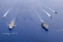Choáng với lực lượng Hải quân Mỹ tập trận trên Biển Đông