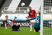 Kết quả bóng đá MU 4 - 1 Newcastle: Bruno sút hỏng penalty, M.U vẫn 'dội bom' Chích Chòe