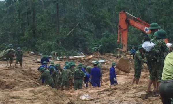 Thuỷ điện Rào Trăng 3: Tặng huy hiệu Tuổi trẻ dũng cảm, thăng quân hàm cho 2 chiến sĩ hy sinh ở Trạm 67