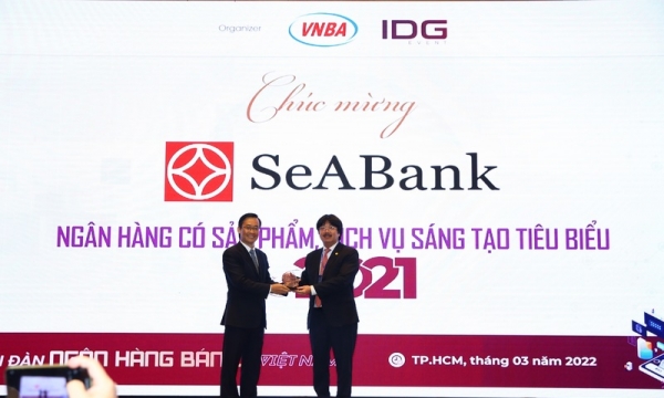 SeABank được vinh danh 2 giải thưởng 'Ngân hàng Việt Nam tiêu biểu 2021'
