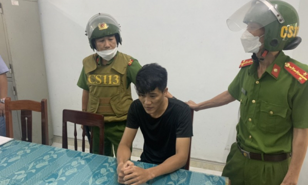 Khống chế người đàn ông nhốt cô gái trong nhà, đánh đập dã man