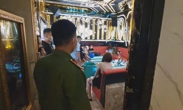 Một quản lý quán karaoke ở Đắk Lắk điều nhân viên đi bán dâm