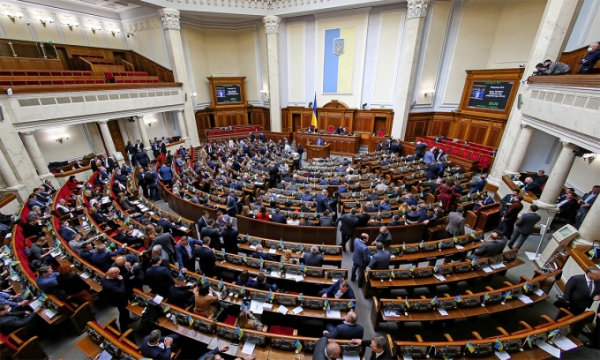 Quốc hội Ukraine thông qua luật hạn chế sách, âm nhạc Nga