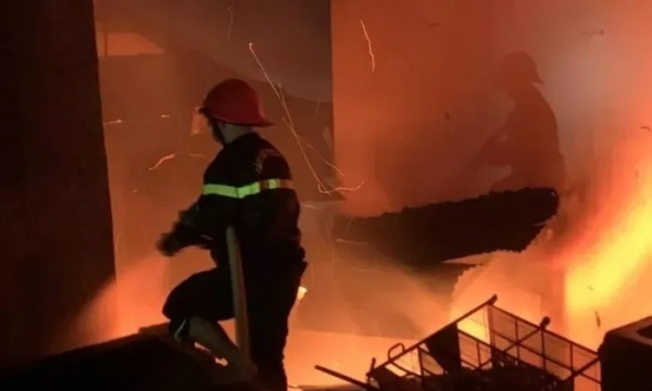 Đắk Lắk: Hàng chục ki - ốt chợ bị cháy