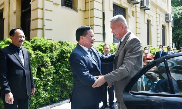 Đưa thành tựu hợp tác Hà Nội - Viêng Chăn tương xứng với tầm vóc của quan hệ đặc biệt Việt Nam - Lào