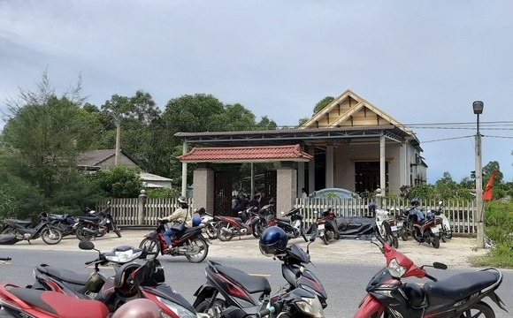 Nam sinh lớp 8 trốn trên trần nhà giả vờ bị bắt cóc, nhắn tin tống tiền bố mẹ 50 triệu