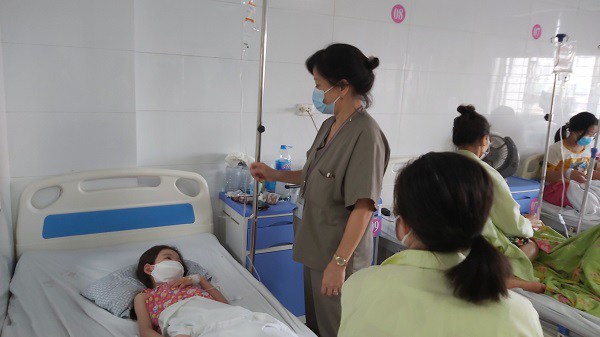 Bệnh nhân nhập viện vì sốt xuất huyết ở Hà Nội tăng cao
