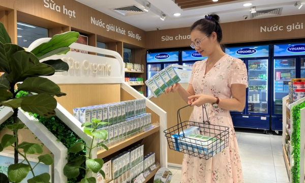 Vinamilk có sản phẩm sữa tươi đầu tiên trên thế giới được chứng nhận từ tổ chức Clean Label Project của Mỹ