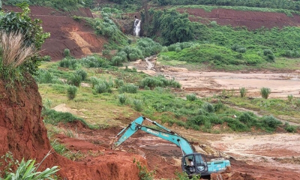 Lâm Đồng: Khẩn trương xử lý sự cố sụt lún, trượt đất tại dự án hồ chứa nước Đông Thanh
