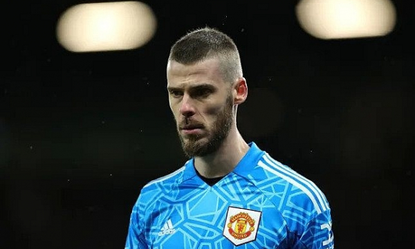 Man Utd xem xét tái hợp với thủ thành David De Gea