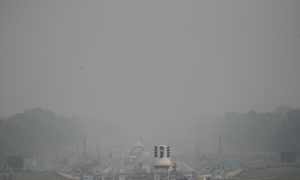Ấn Độ gây cơn mưa nhân tạo để hạn chế ô nhiễm không khí đang 'hoành hành'