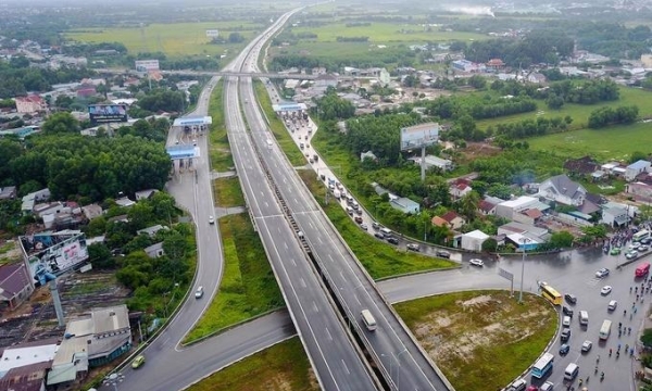 Phó Thủ tướng yêu cầu Bộ GTVT sớm ban hành quy chuẩn đường cao tốc