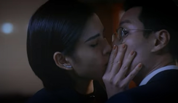 Tình yêu và tham vọng preview tập 56: Minh ghen tuông, Sơn bị 'cưỡng hôn'