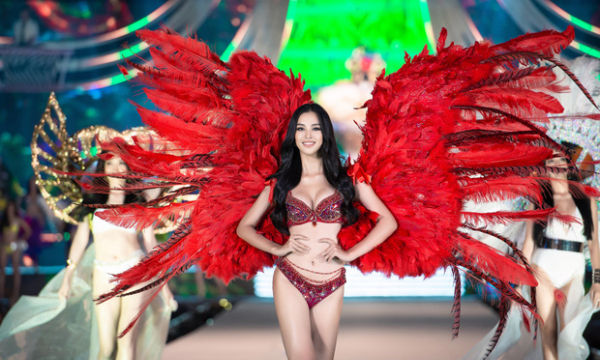 Clip: Màn trình diễn bikini tựa Victoria’s Secret của top 35 HHVN 2020