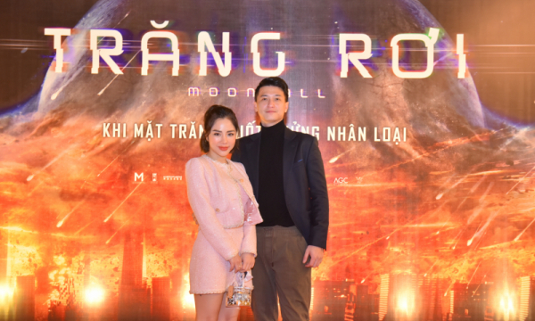 Huỳnh Anh – Bạch Lan Phương tình tứ trong họp báo 'Moonfall - Trăng Rơi'