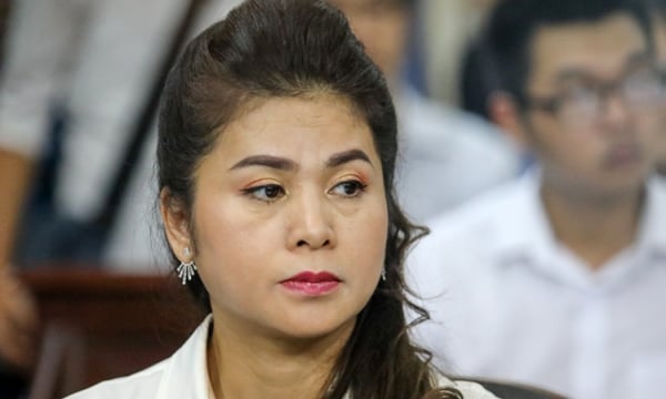Bà Lê Hoàng Diệp Thảo bất ngờ tố tòa 'cưỡng ép' ly hôn
