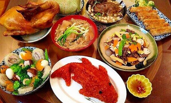 Gần đến ngày Táo quân về trời, thị trường cá chép 'giả' lên ngôi