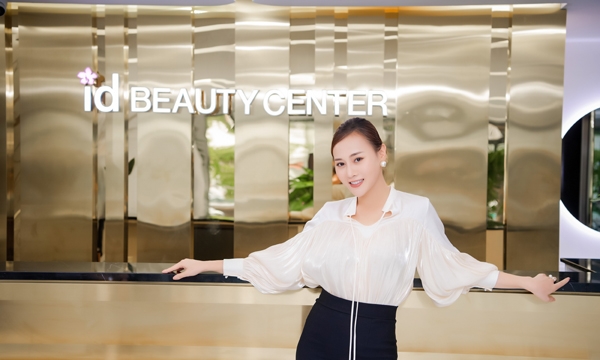 Phương Oanh là đại sứ thương hiệu id Beauty Center tại Việt Nam