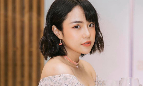 Thái Trinh tiếp tục đăng status về cách xử lý của resort 5 sao sau khi bị ngộ độc