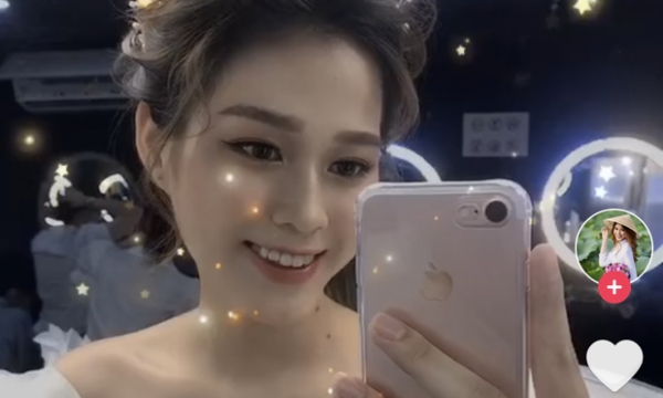 Netizen lại tìm ra clip Hoa hậu Đỗ Thị Hà thả thính trên mạng xã hội