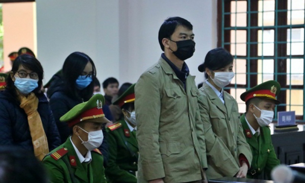 Hoãn phiên xử Đoàn thanh tra Bộ Xây dựng 'vòi tiền' ở Vĩnh Phúc