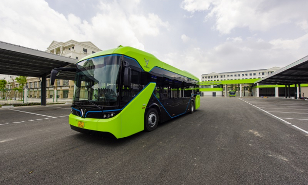 Cận cảnh VinBus - Mẫu xe buýt điện thông minh đầu tiên tại Việt Nam