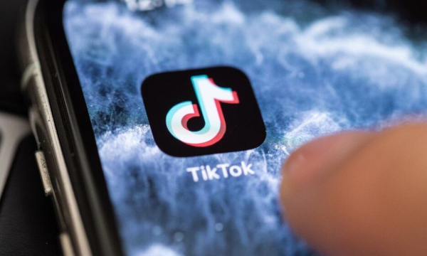 Bé trai 12 tuổi tử vong vì làm theo thử thách 'ngạt thở' trên TikTok