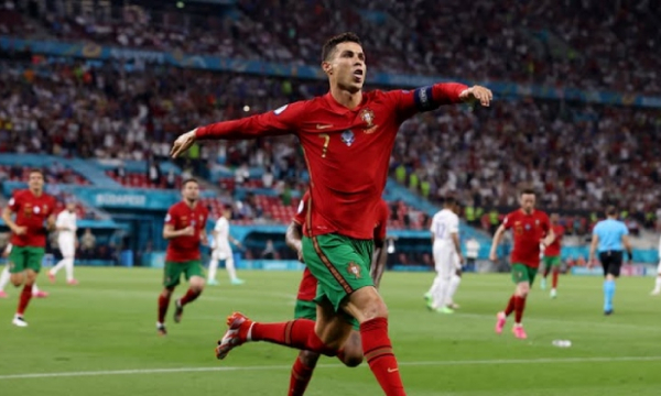 Ronaldo trở thành cầu thủ ghi nhiều bán thắng nhất cho đội tuyển quốc gia