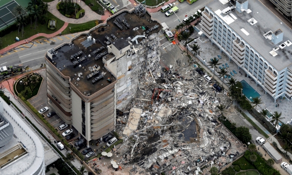 Clip sập chung cư 12 tầng ở Mỹ: Đổ rạp như vụ khủng bố 11/9