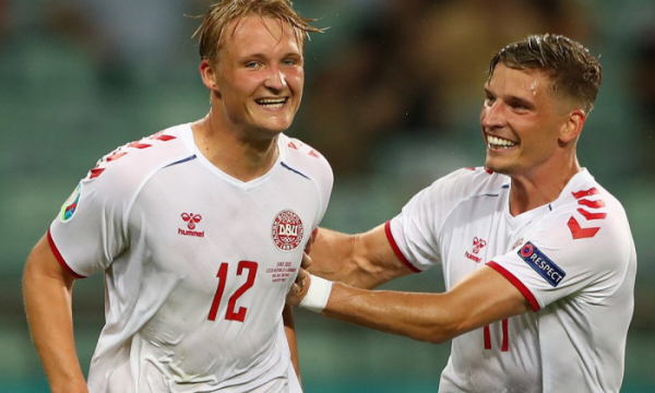 Kịch bản siêu hấp dẫn bán kết EURO 2020: Đan Mạch đả bại Anh, chiến thắng Tây Ban Nha ở chung kết
