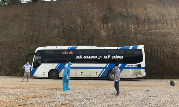 Tin mới vụ F0 trốn khỏi bệnh viện đi xe khách tuyến Mỹ Đình - Hà Giang