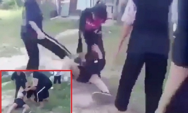 Xôn xao clip nữ sinh Huế bị đánh hội đồng, lột áo