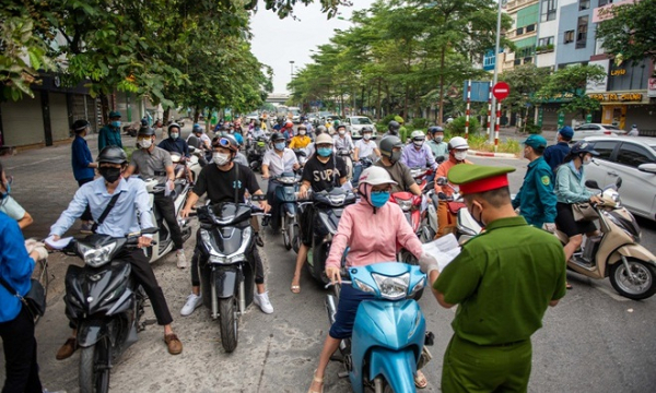 Thủ tướng: Tuyệt đối không để tập trung đông người dịp nghỉ lễ Quốc Khánh 2/9