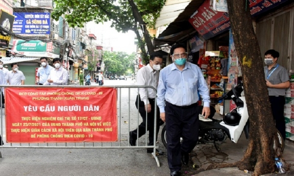 Thủ tướng đến kiểm tra ổ dịch nóng nhất Hà Nội phát hiện Sở chỉ huy không người trực