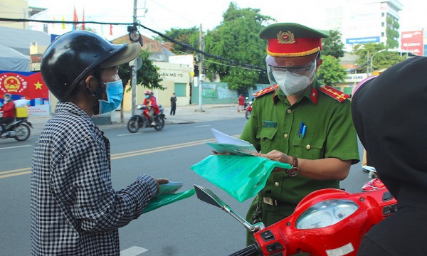 Chi tiết 6 nhóm đối tượng được cấp giấy đi đường ở Hà Nội